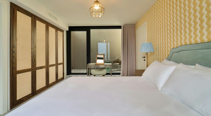 Photo of The Lake Embrace