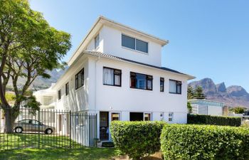 The Dandelion Clock Holiday Home