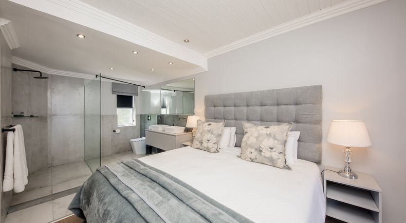 Photo of Bay of Palms