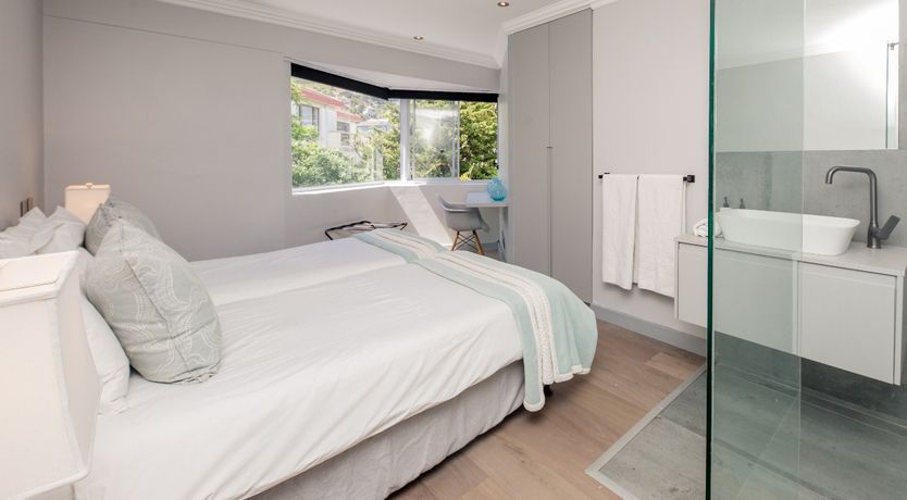 Photo of Bay of Palms