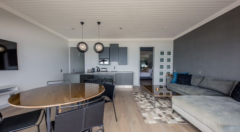 Photo of Bay of Palms