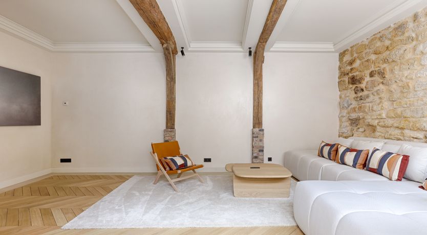 Photo of The Parisian Pearl