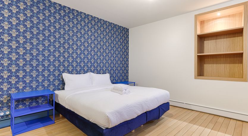 Photo of The Parisian Pearl