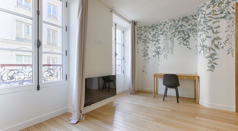 Photo of The Parisian Pearl