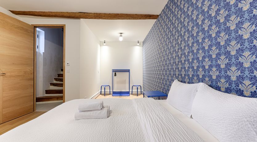 Photo of The Parisian Pearl