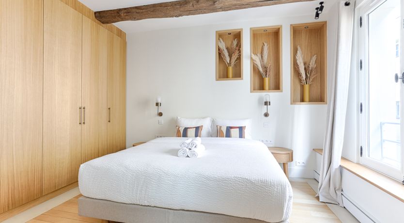 Photo of The Parisian Pearl