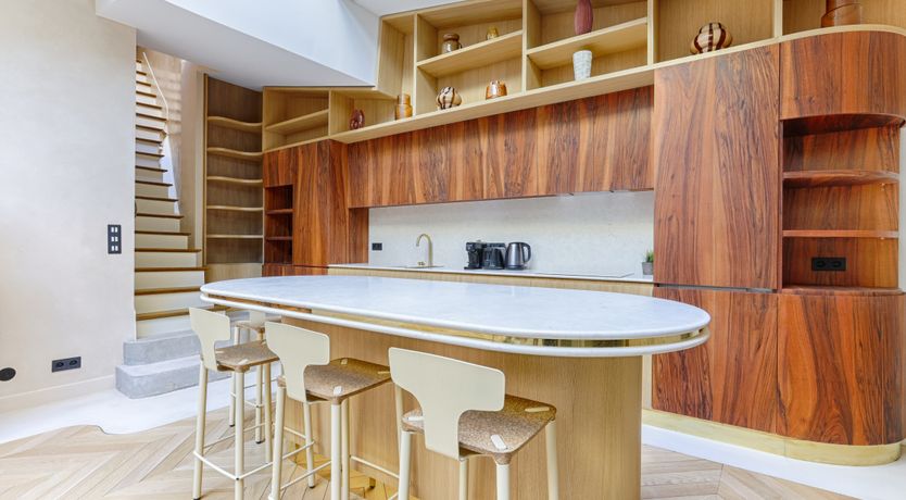 Photo of The Parisian Pearl