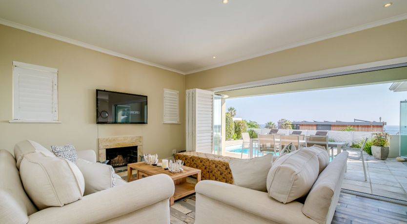 Photo of The Beachcombers