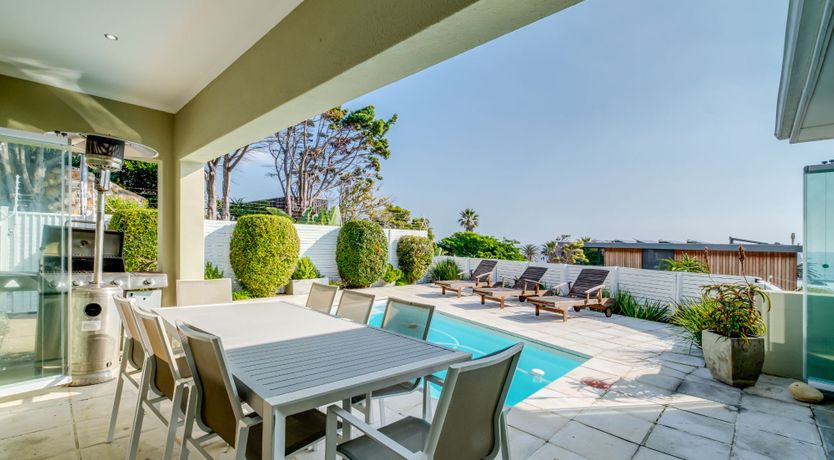 Photo of The Beachcombers