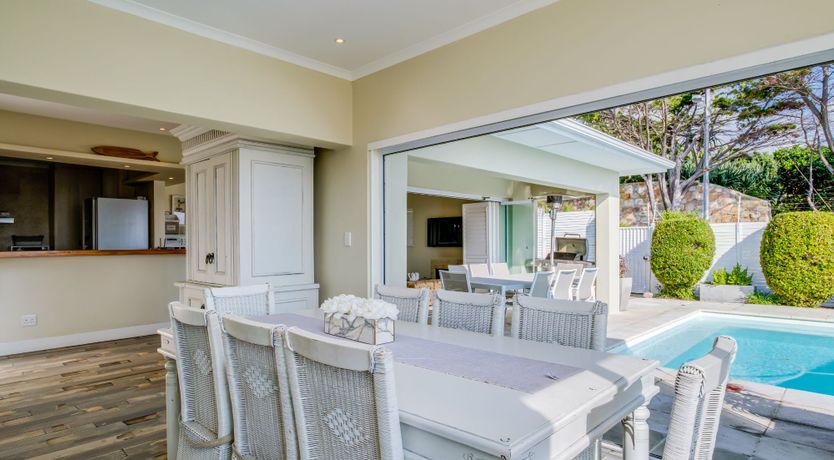 Photo of The Beachcombers