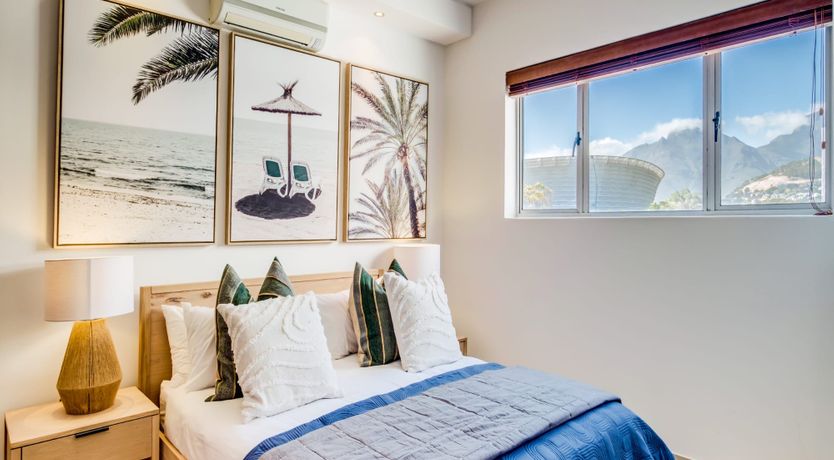 Photo of Portal to Mouille Point