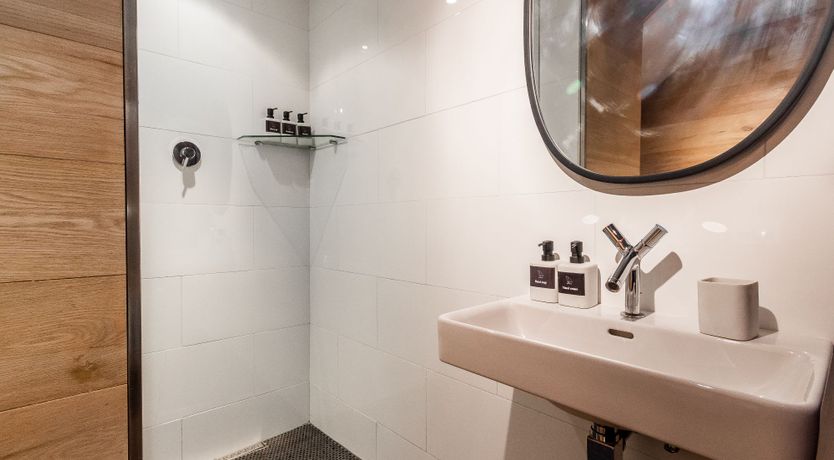 Photo of Beauty & The Beach