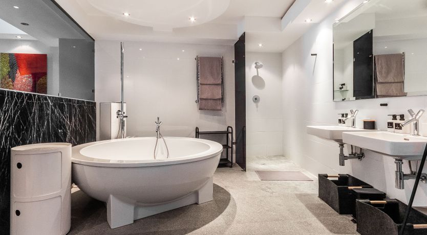 Photo of Beauty & The Beach