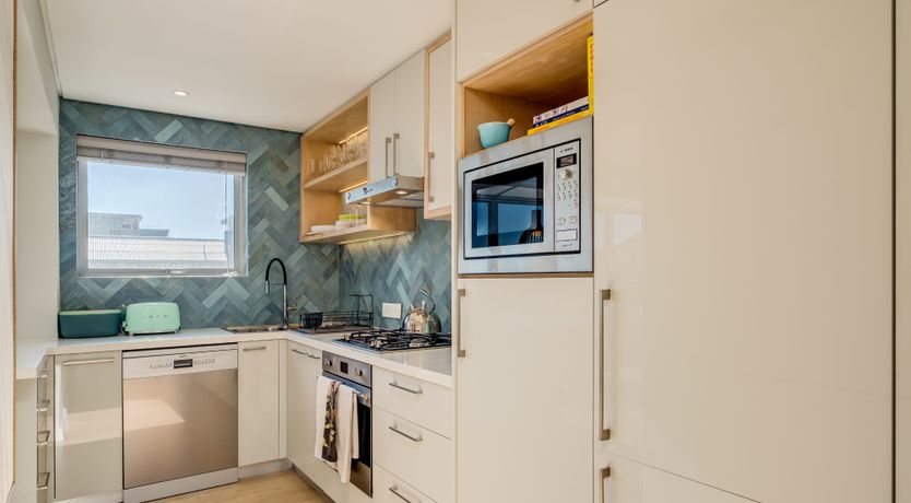 Photo of Seafoam Pearl