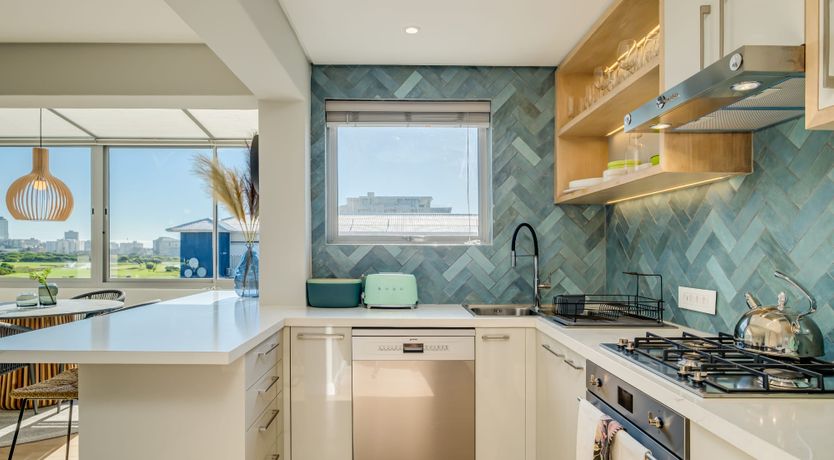 Photo of Seafoam Pearl