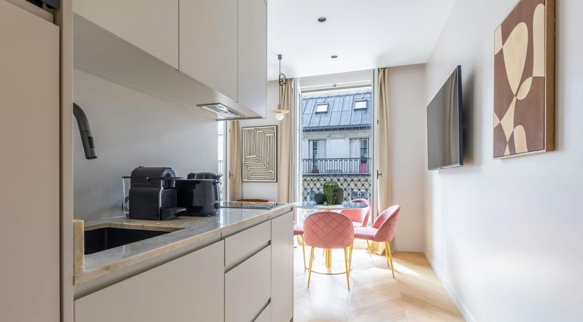 Photo of The Parisian Life