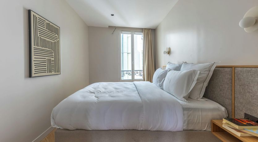 Photo of The Parisian Life