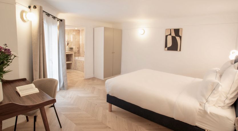 Photo of Parisian Suite