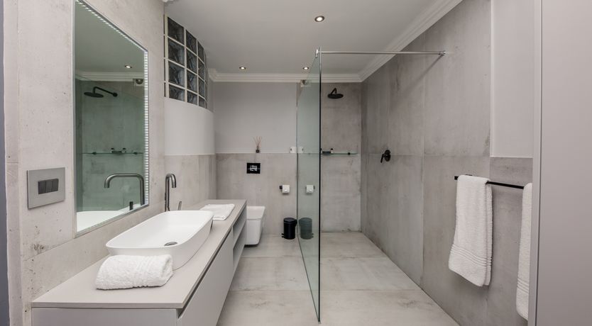 Photo of Breeze On Camps Bay