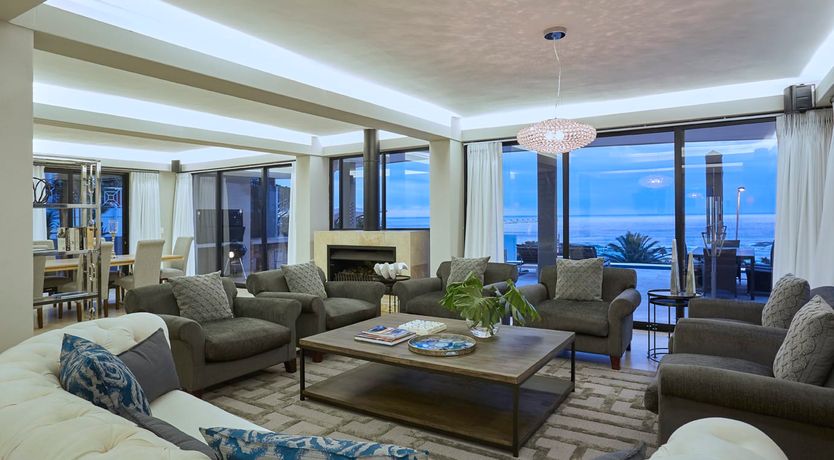 Photo of Coastline Curves