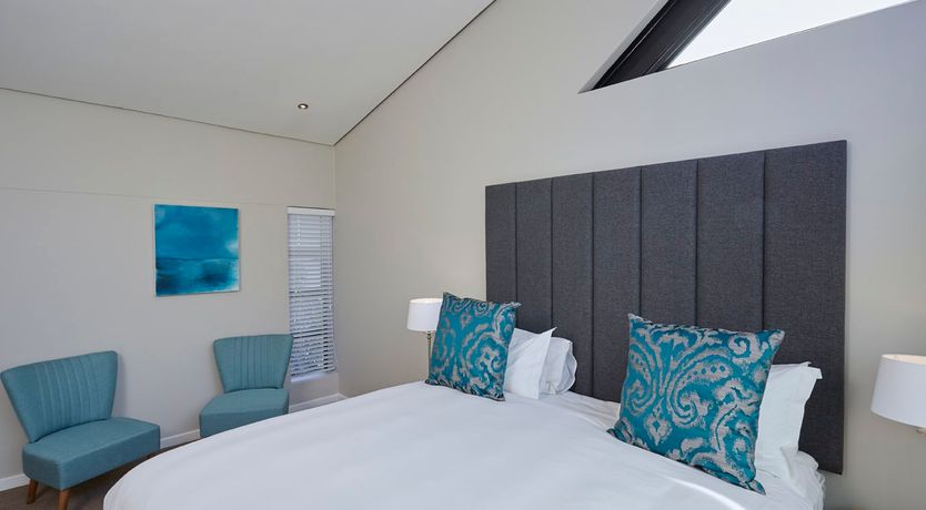 Photo of Coastline Curves