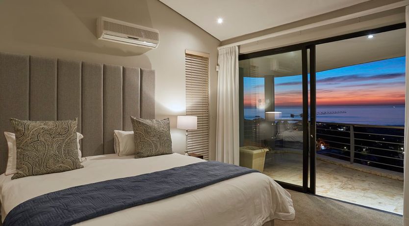 Photo of Coastline Curves