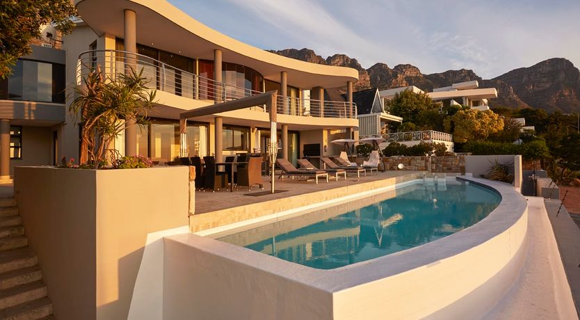 Photo of Coastline Curves