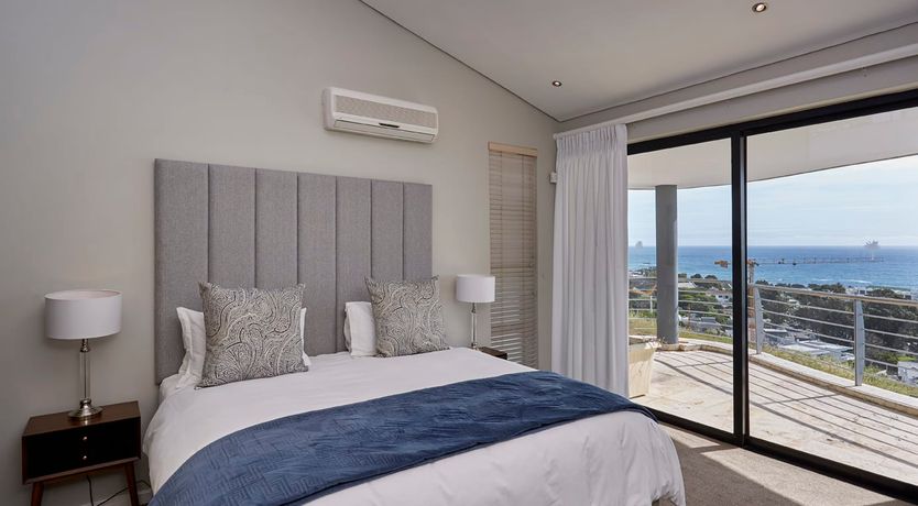 Photo of Coastline Curves