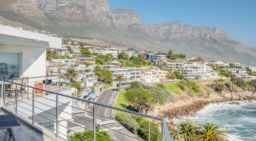 Photo of Beauty & the Bay