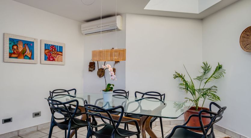 Photo of Beauty & the Bay