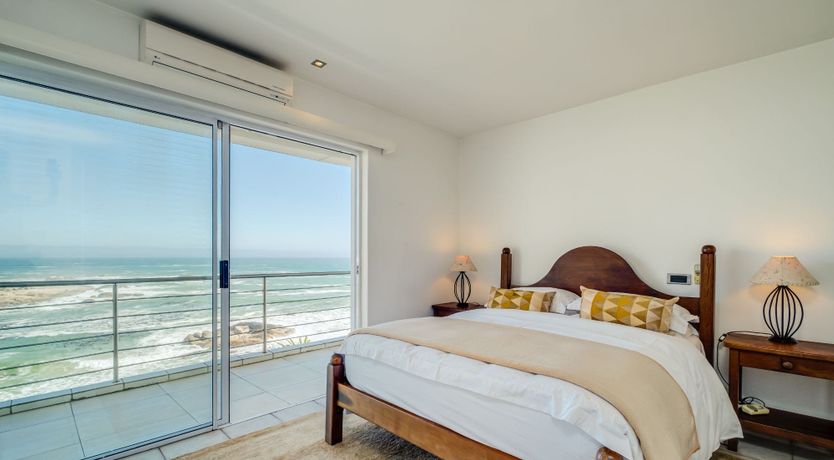 Photo of Beauty & the Bay