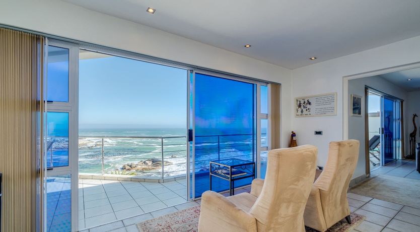 Photo of Beauty & the Bay