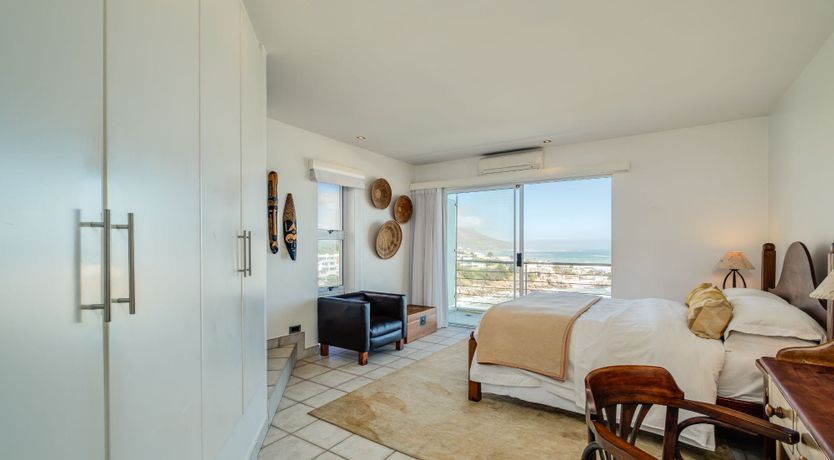 Photo of Beauty & the Bay