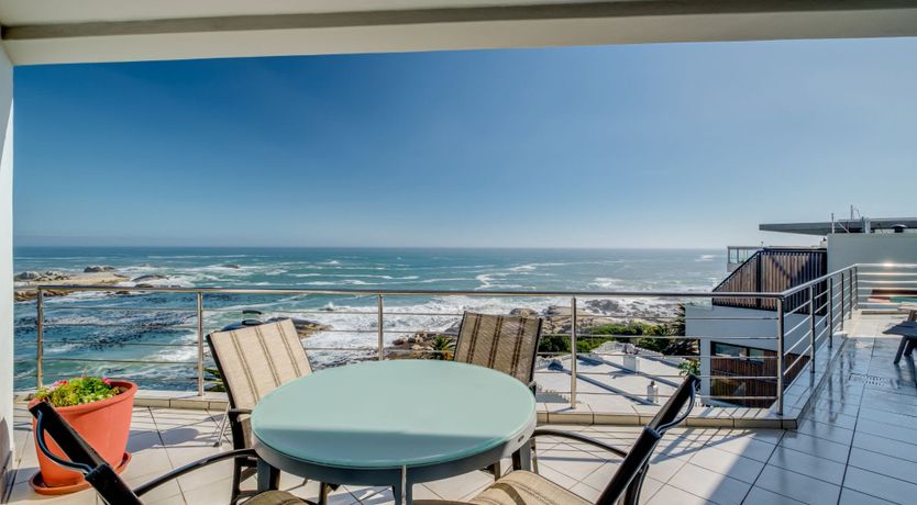 Photo of Beauty & the Bay