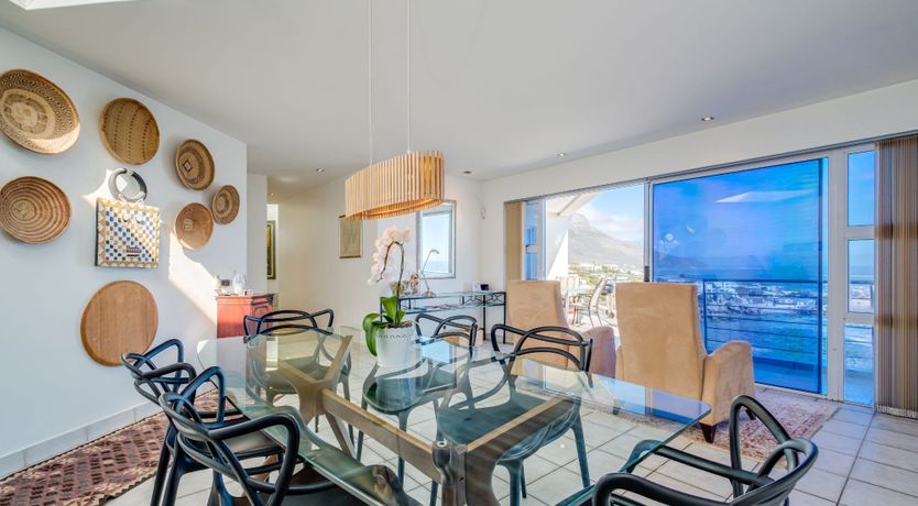 Photo of Beauty & the Bay