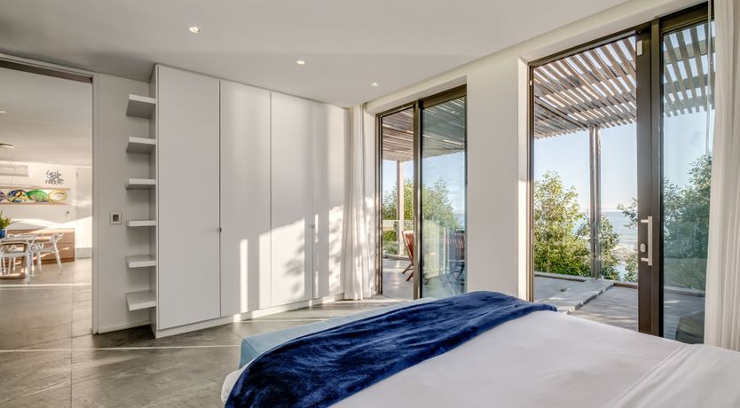 Photo of Tropical Arcadia