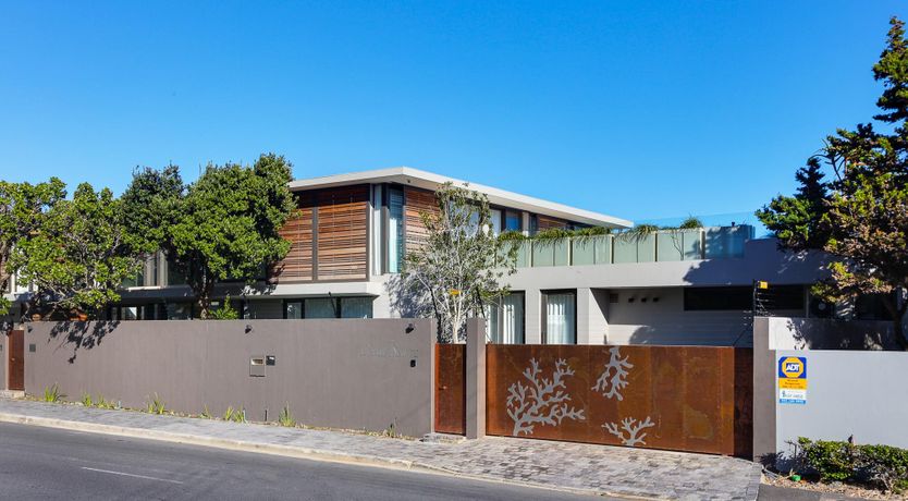 Photo of Tropical Arcadia