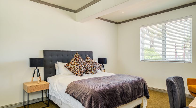 Photo of Gingko & Gazania