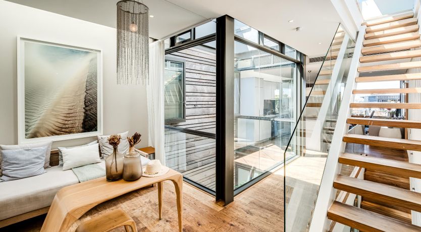 Photo of Oak & Glass
