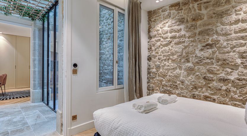 Photo of Playwright's Quarters