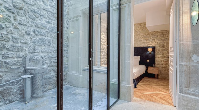 Photo of Playwright's Quarters