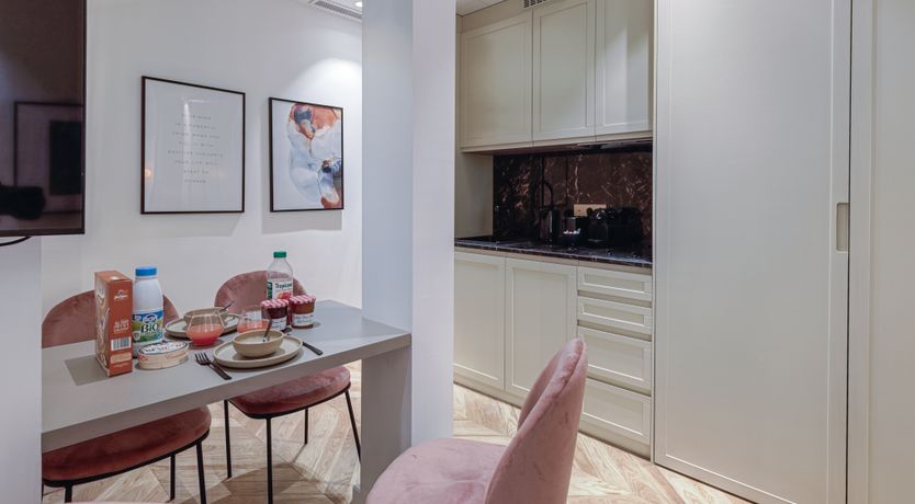 Photo of Playwright's Quarters