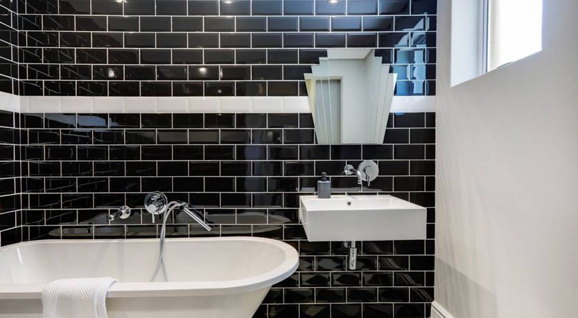 Photo of Whispering Atlantic