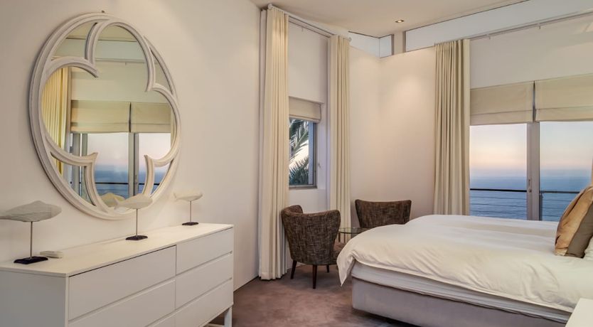 Photo of Champagne Sunshine