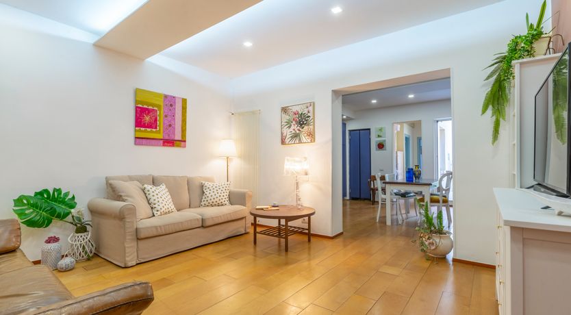 Photo of Florence Artisan