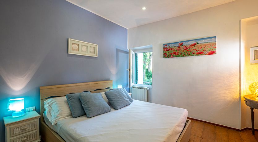 Photo of Florence Artisan