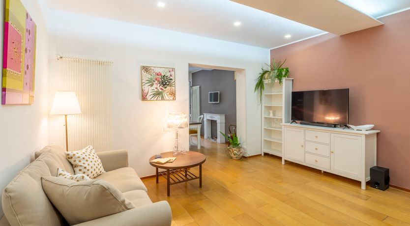 Photo of Florence Artisan