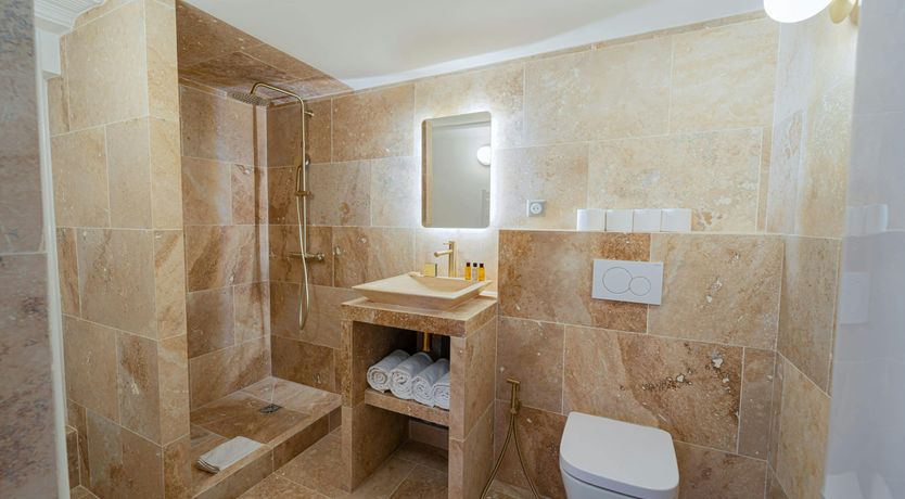 Photo of Paris Melody