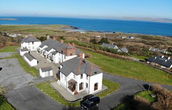 10 Coastguard Station Holiday Home