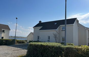 6 Ballyconneely Cottage Holiday Home